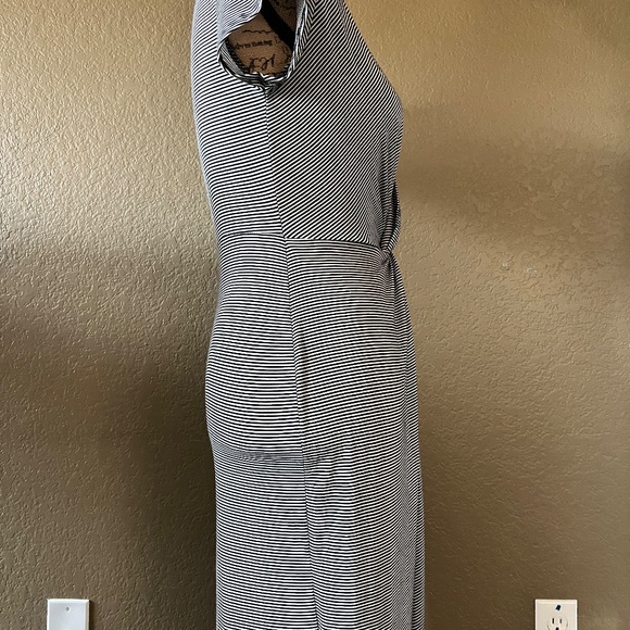 Rolla Coster Causal Wrap Style Twist Front V-Neck Layered Midi Dress - Picture 5 of 7